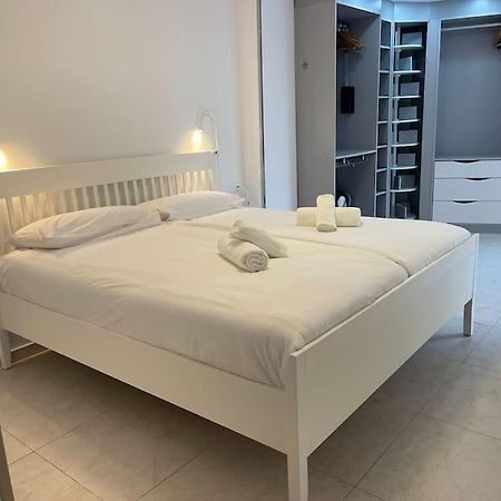 Happy Space Apartment Los Cristianos  Exterior photo