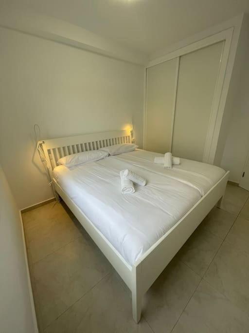 Happy Space Apartment Los Cristianos  Exterior photo
